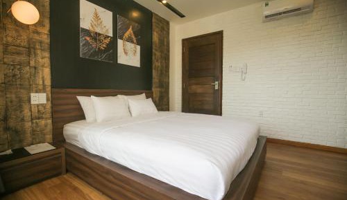 Double Room with Balcony and Sea View