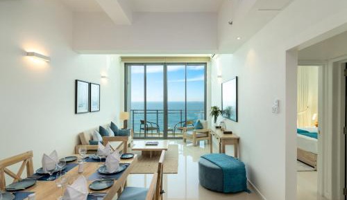 Three-Bedroom Apartment with Ocean View