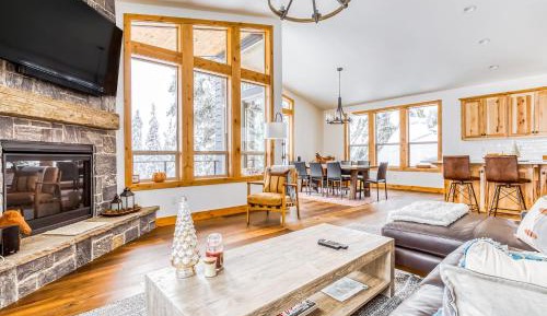 Four bedroom holiday home 