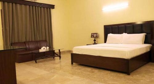 Deluxe Double Room with Bath