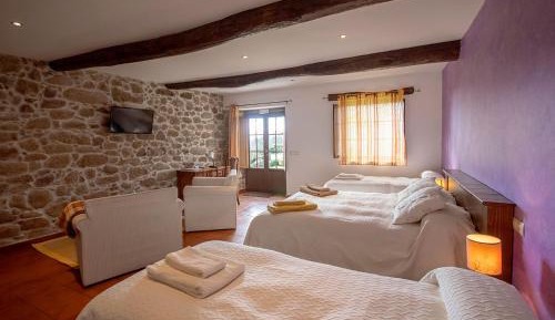 Comfort Triple Room with Shower