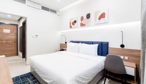 Superior King Room