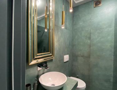 Luxury Triple Room Studio with balcon, Hnatyuka str. 3