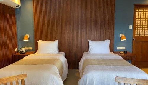 Deluxe Twin Room with Sea View