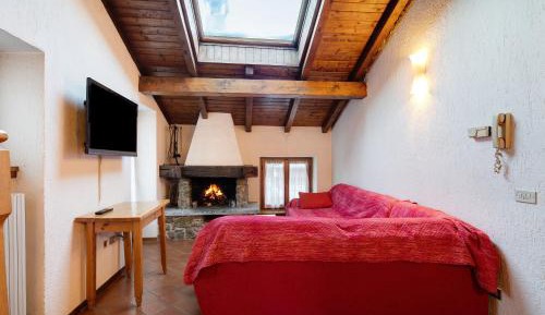 Superior Apartment with Balcony