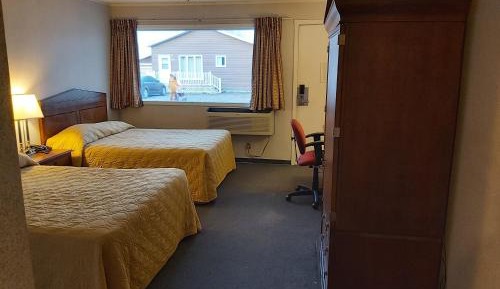 Deluxe Double Room with Two Double Beds - Non-Smoking