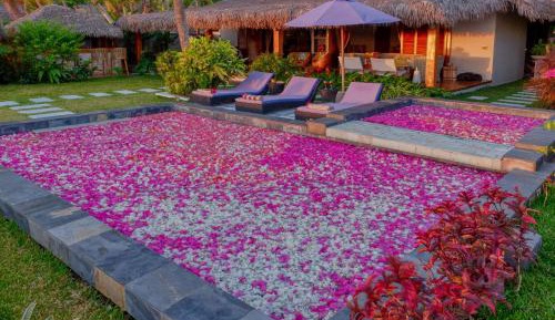 Villa - Beach Front