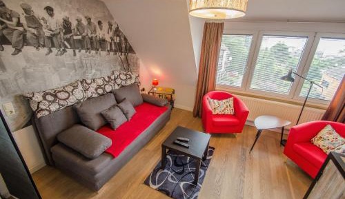 One-Bedroom Apartment with Garden Access