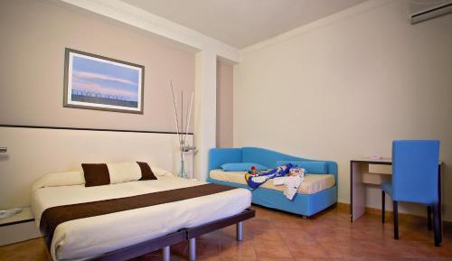 Classic Triple Room