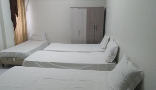 Economy Triple Room