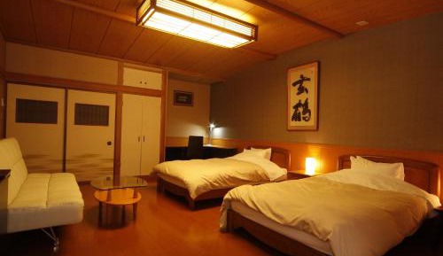 Twin Room with Shared Bathroom