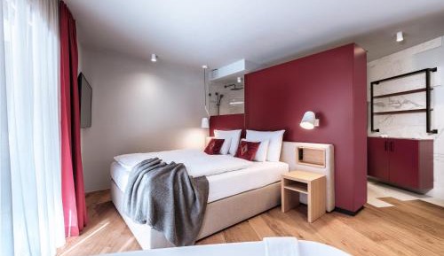Smart Superior Suite
