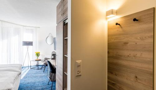 Standard Family Suite