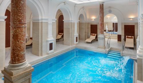 Superior Deluxe Double Room with Wellness and Fitness Access