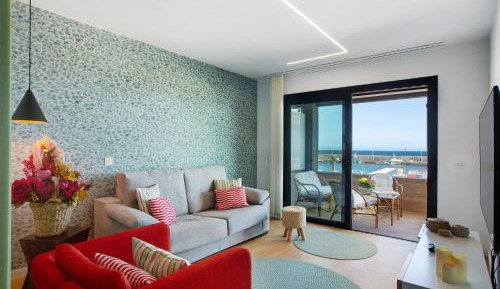 Superior One-Bedroom Apartment with Balcony