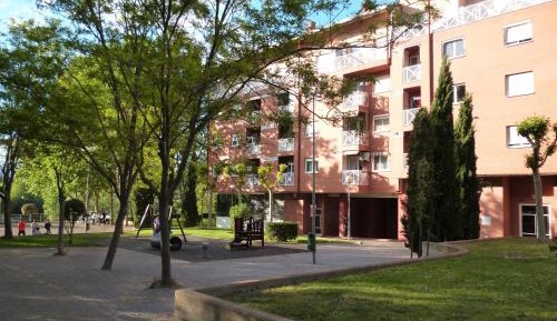Apartment with Garden View