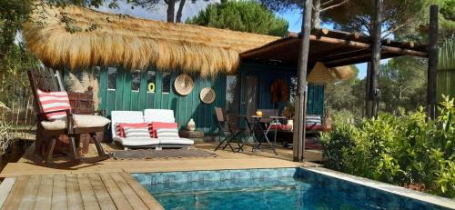 Deluxe Bungalow with Garden View
