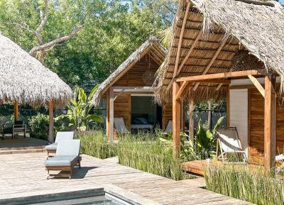 Queen Room with Pool View
