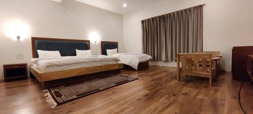 Triple Room with Mountain View