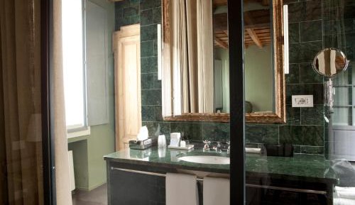 Deluxe Double or Twin Room - Annex