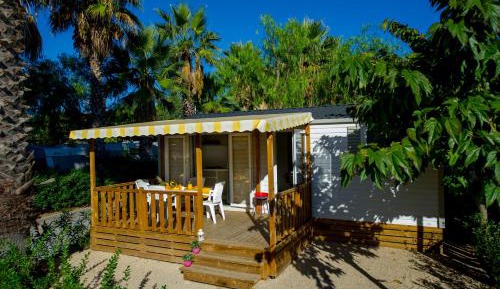 Deluxe Bungalow