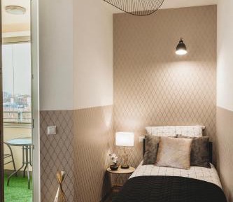 Single Room with Shared Toilet
