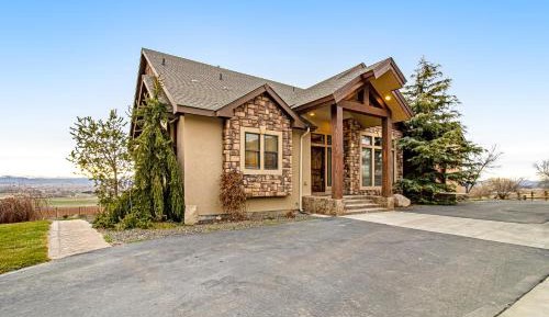 Three Bedroom holiday home 