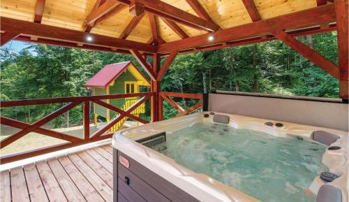 Two-Bedroom Holiday Home