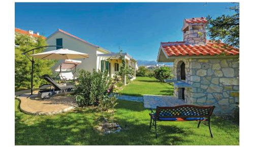 Two-Bedroom Holiday Home