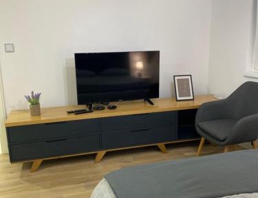 Deluxe King Studio