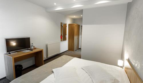 Single Room with Bathroom