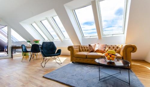 Penthouse Apartment with Terrace 