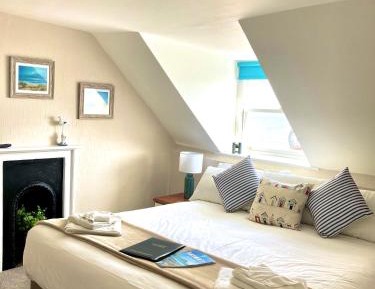 Deluxe Double Room with Sea View, Top Floor