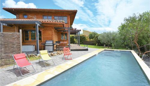 Four-Bedroom Holiday Home
