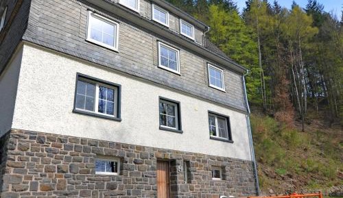 Six-Bedroom Holiday Home