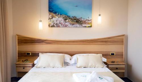 Deluxe Double Room with Sea View