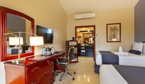 Double Room with Two Double Beds - Non Smoking 