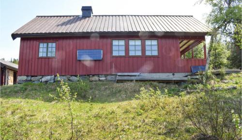 Three-Bedroom Holiday Home 