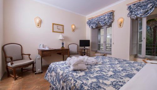 Standard Double Room with Spa Access 