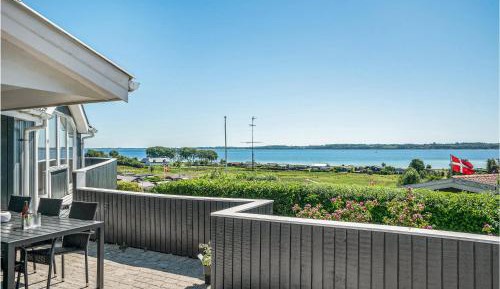 Three-Bedroom Holiday Home 