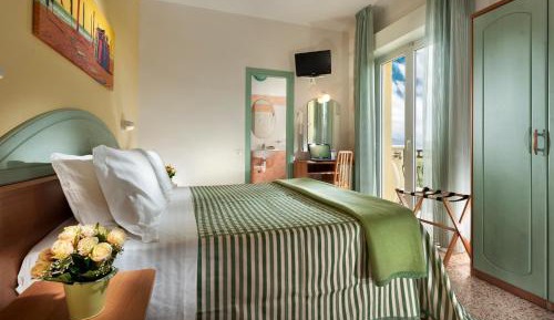 Quadruple Room with Balcony