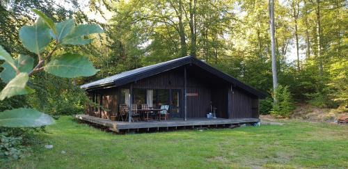 Cottage (7 Adults)