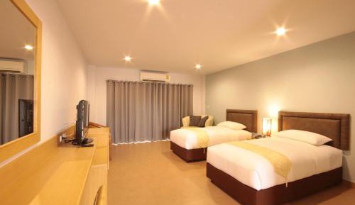 Deluxe Double or Twin Room with Pool View