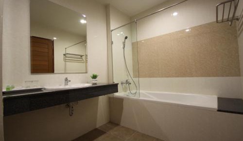 Triple Room with Pool View