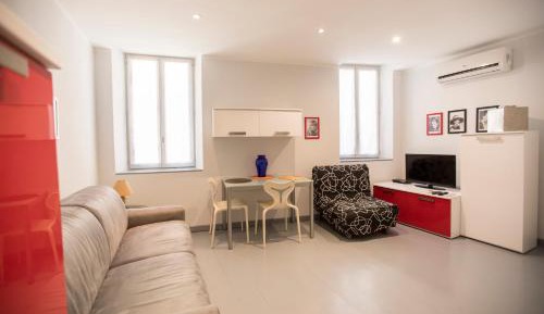 Studio (3 Adults)