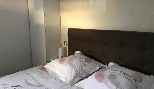 King Room with Spa Bath