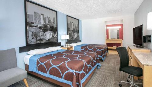 Queen Room with Two Queen Beds - Non-Smoking