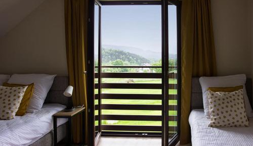 Quadruple Room with Mountain View