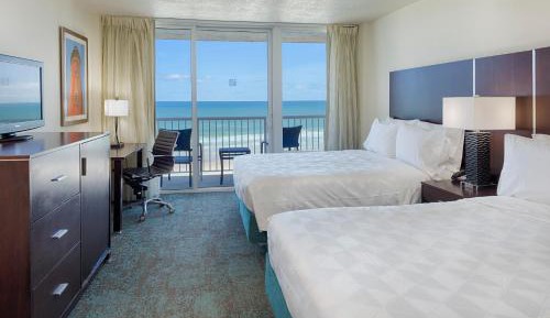 Queen Room with Two Queen Beds - Non-Smoking