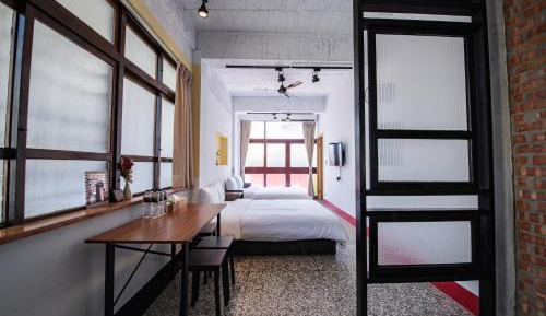 Deluxe Family Suite